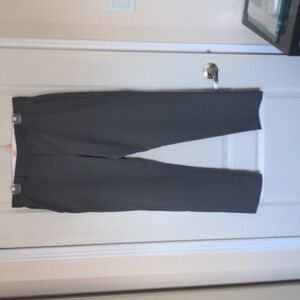 Uniqlo smart ankle pants. Grey. Size L 33-36waist.